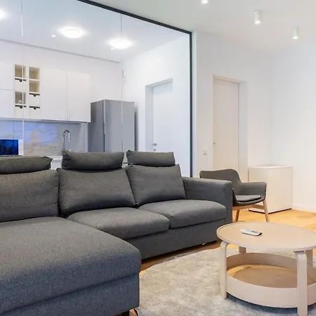 Puzi Place Promenade Apartment